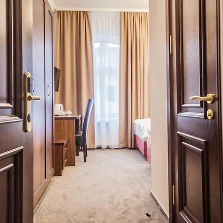 Hotel Biplan