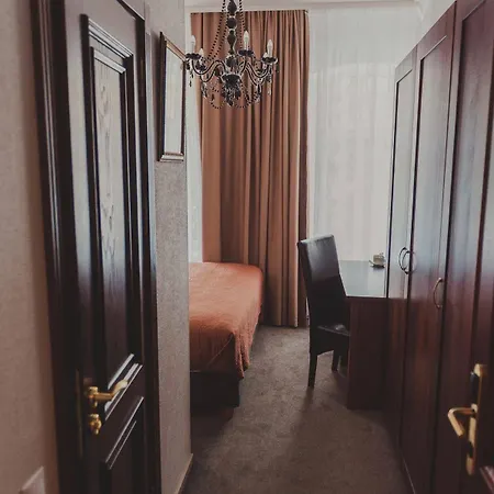 Hotel Biplan 3*